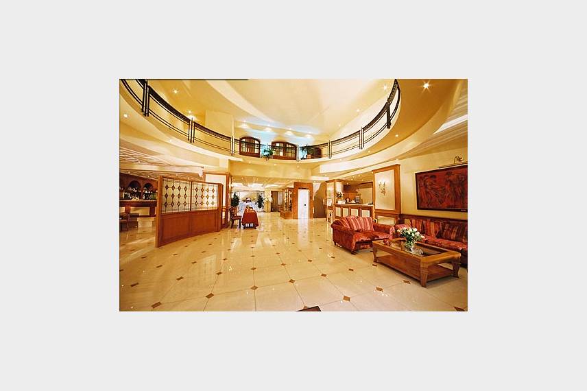  Athens Atrium