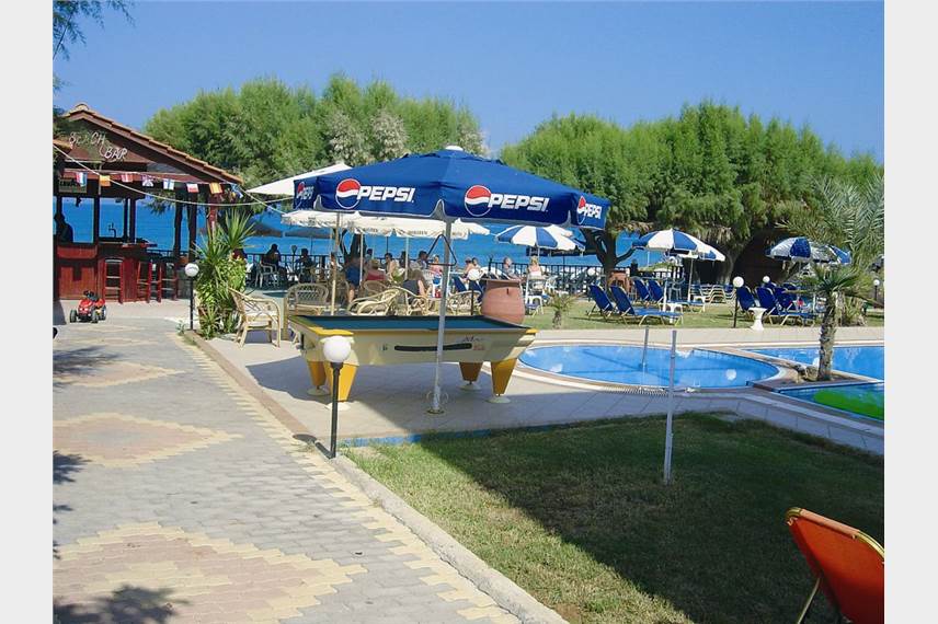 Řecko, Kréta, Malia, Hotel Malliotakis Beach, bazén Malliotakis Beach