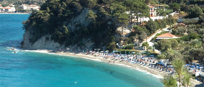 Ostrov Samos - pláž v zálivu