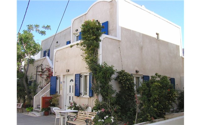 Makis / Santorini house 