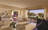 Řecko, Kréta, Agia Pelagia, Hotel Capsis Out of the Blue Oh! All suite hotel, 3 bedroom Maisonette with private pool-Living room Out of the Blue Capsis Elite Resort / Oh! Suites / Exclusive collection