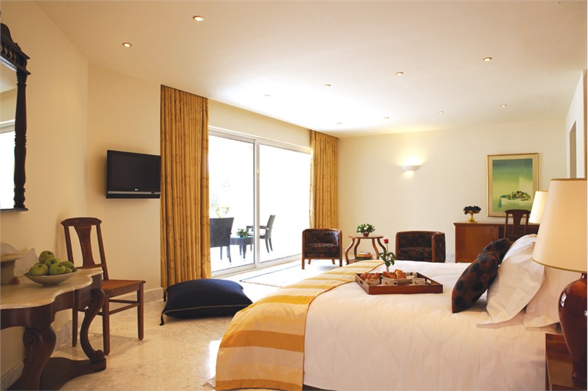 Řecko, Kréta, Agia Pelagia, Hotel Capsis Out of the Blue Ruby Red Regal, Junior suite with private access to the pool Out of the Blue Capsis Elite Resort / Ruby Red Regal