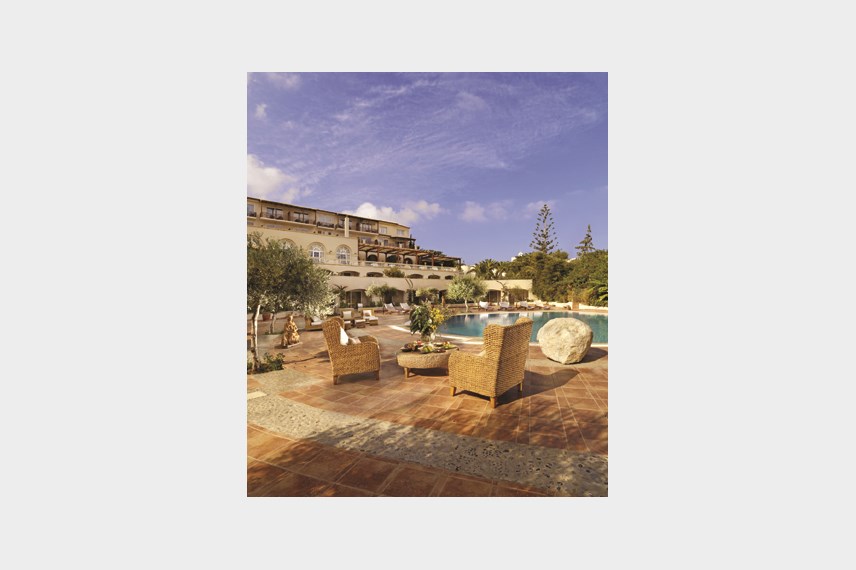 Řecko, Kréta, Agia Pelagia, Hotel Capsis Out of the Blue Ruby Red Regal, hlavní bazén Out of the Blue Capsis Elite Resort / Ruby Red Regal