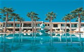 Kypr, Limassols, Le Meridien Limassol  Palm Court Suites Pool Area Le Meridien Limassol Spa and Resort