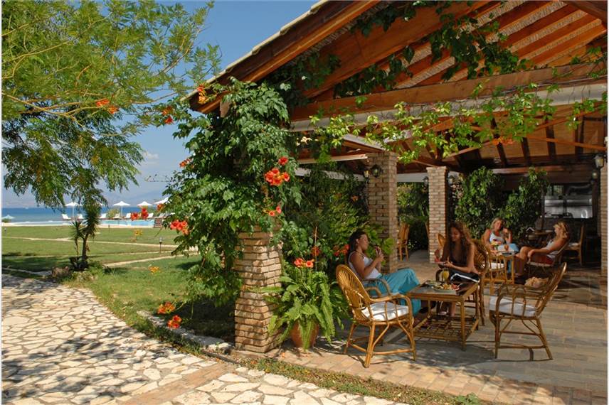 Řecko, Korfu, Apraos, Komplex Chrismos Chrismos Luxury Suites and Studios