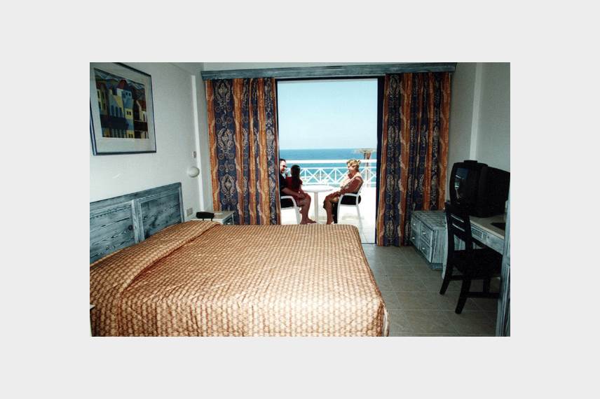  St. George Gardens Hotel Apartments