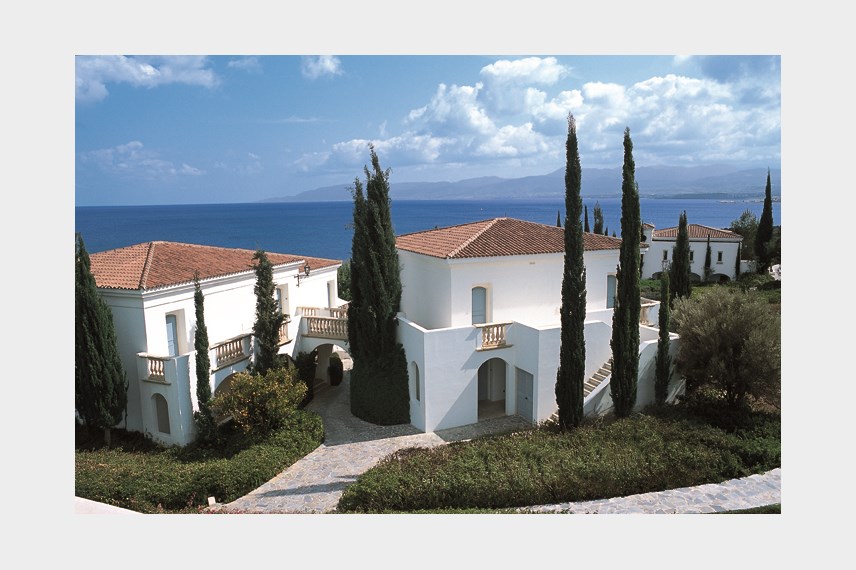  Anassa