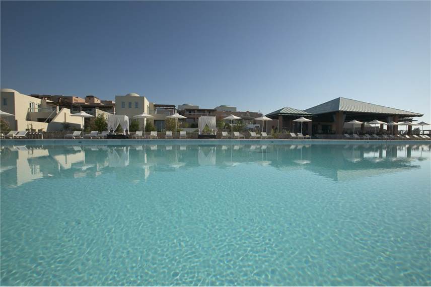  Helona Resort
