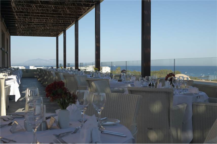  Helona Resort