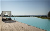  Helona Resort