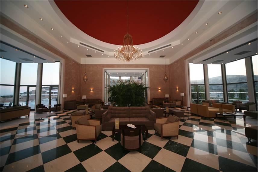  Helona Resort