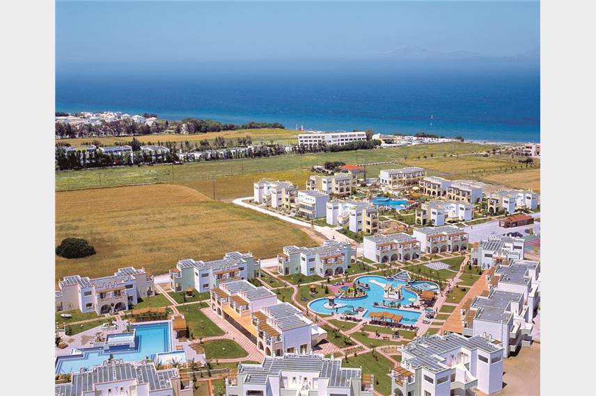  Gaia Royal Resort