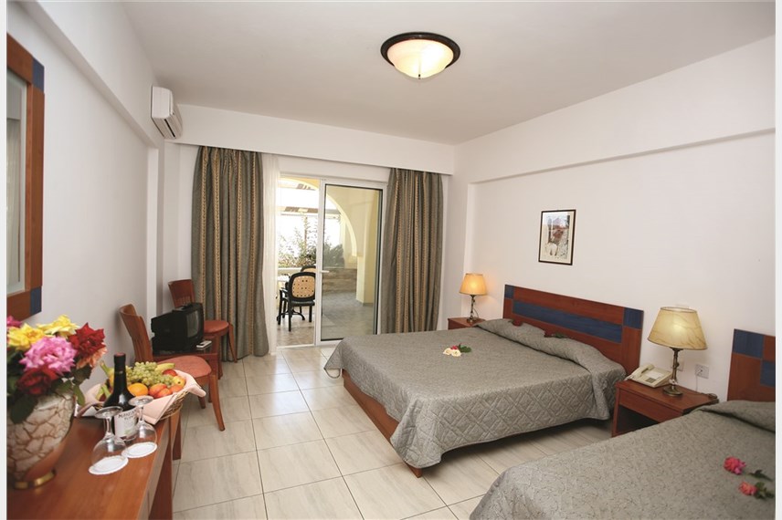  Gaia Royal Resort