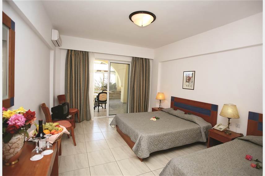  Gaia Royal Resort