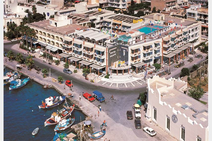  Kosta Palace