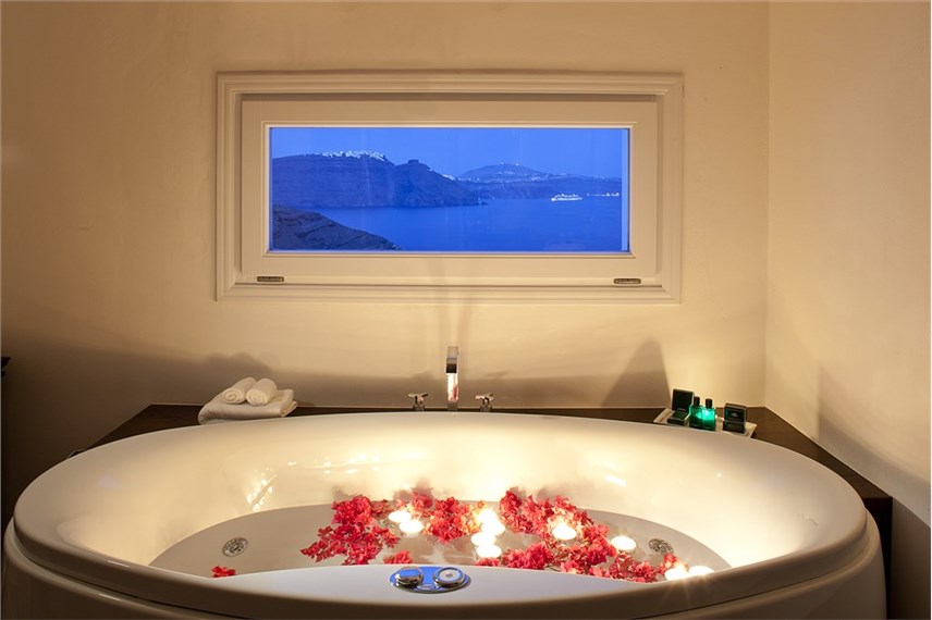  Canaves Oia