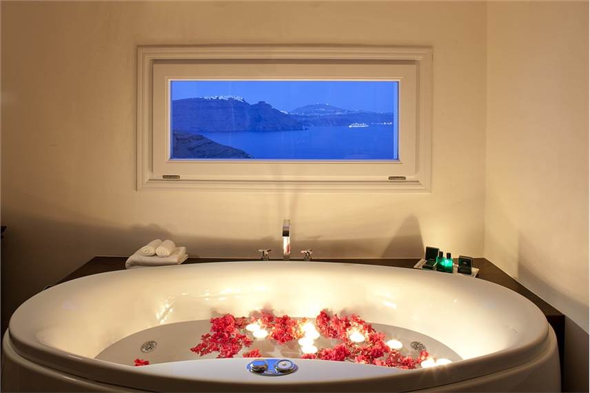  Canaves Oia Hotel