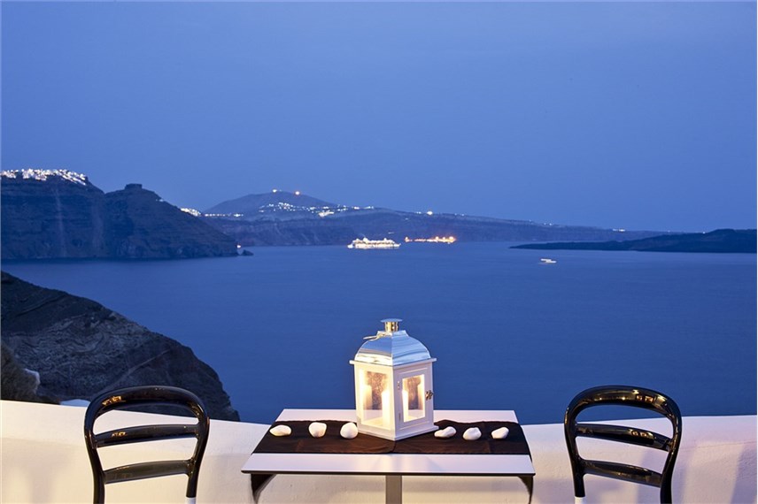  Canaves Oia