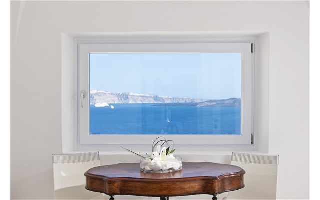 Canaves Oia Hotel 