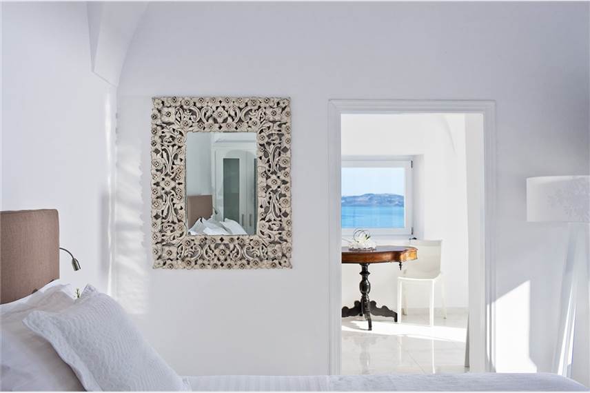  Canaves Oia Hotel