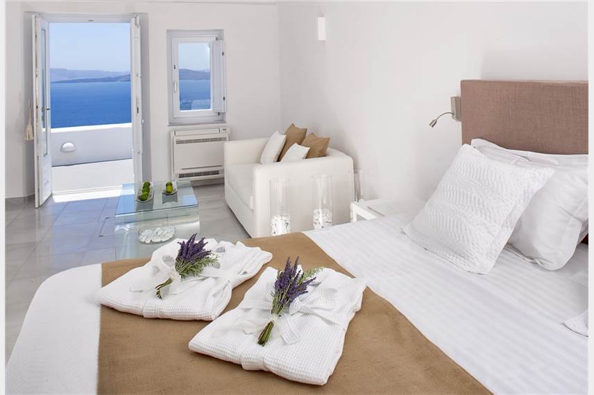 Canaves Oia Hotel