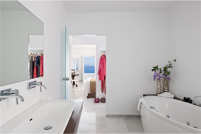  Canaves Oia