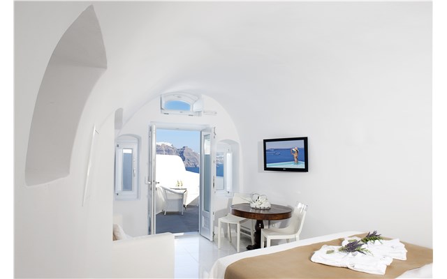 Canaves Oia Hotel 