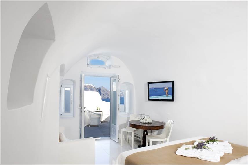  Canaves Oia Hotel