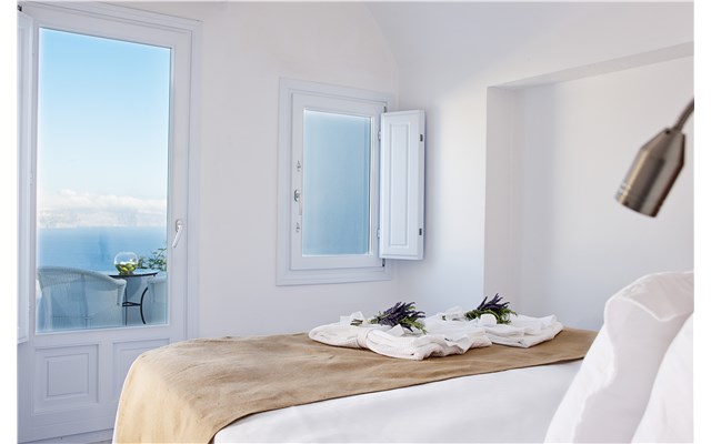 Canaves Oia Hotel 