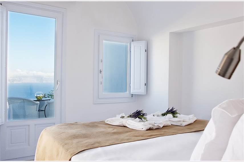  Canaves Oia Hotel