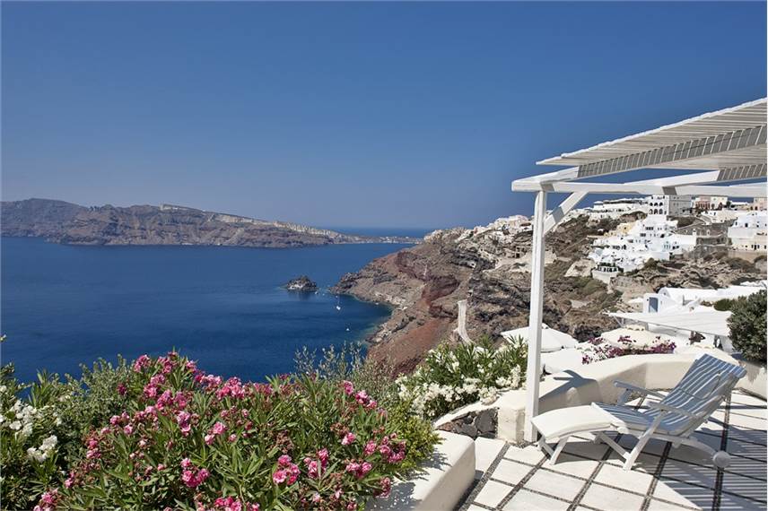  Canaves Oia Suites