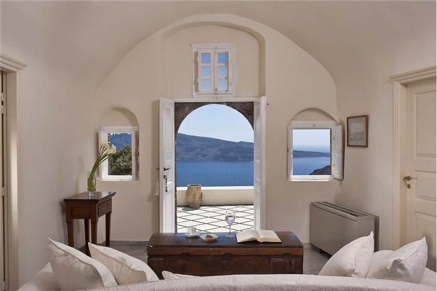 Canaves Oia Suites