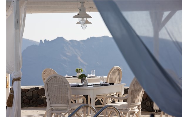 Canaves Oia Suites 