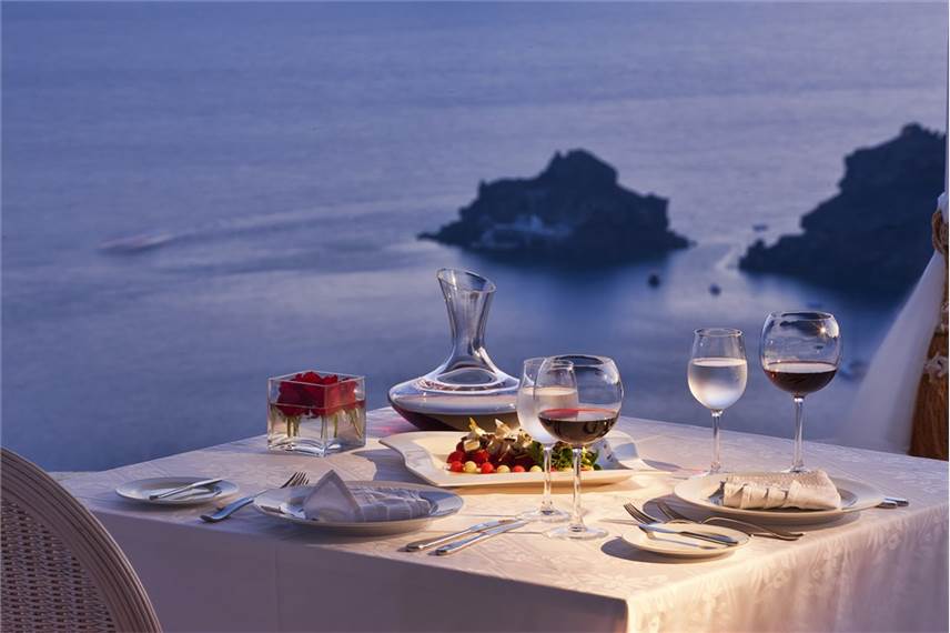  Canaves Oia Suites