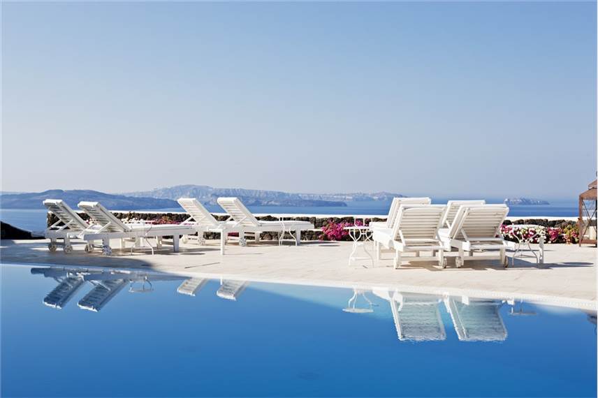  Canaves Oia Suites