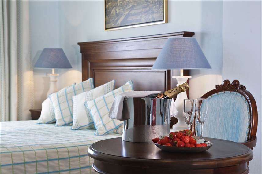  Nissaki Boutique Hotel