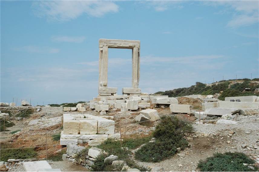 Památky Řecko ostrov Naxos - Santorini - Naxos - Paros