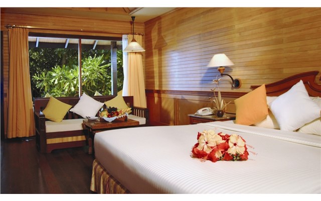 Royal Island Resort and Spa 