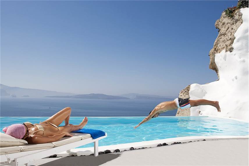  Andronis Luxury Suites