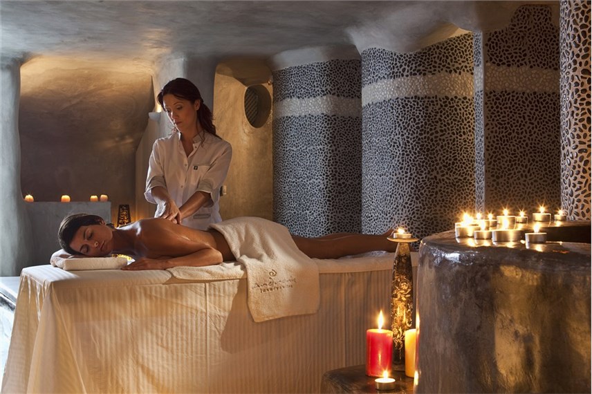  Andronis Luxury Suites