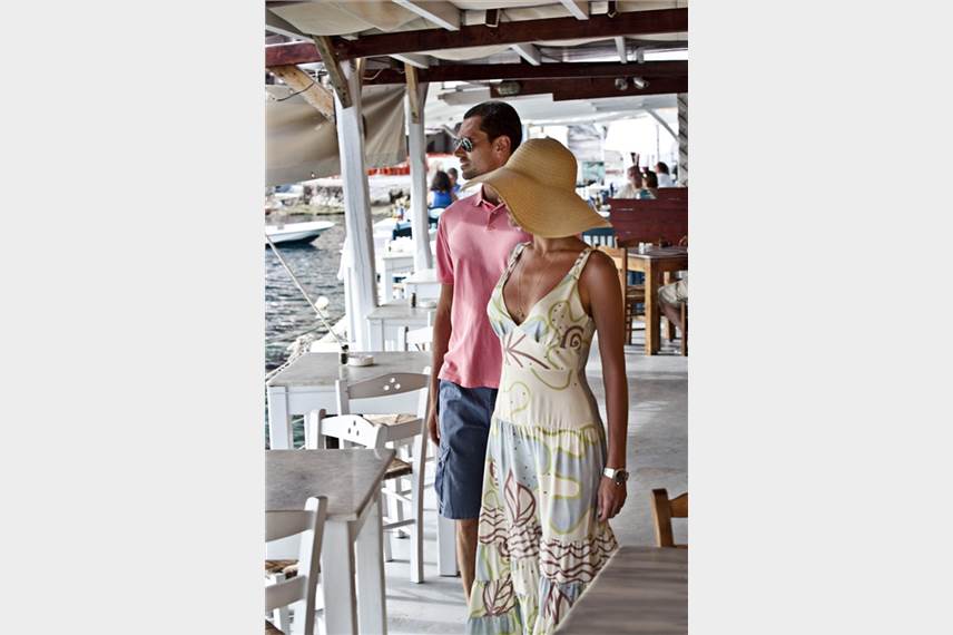  Andronis Luxury Suites