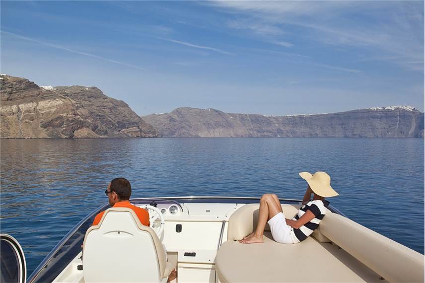  Andronis Luxury Suites