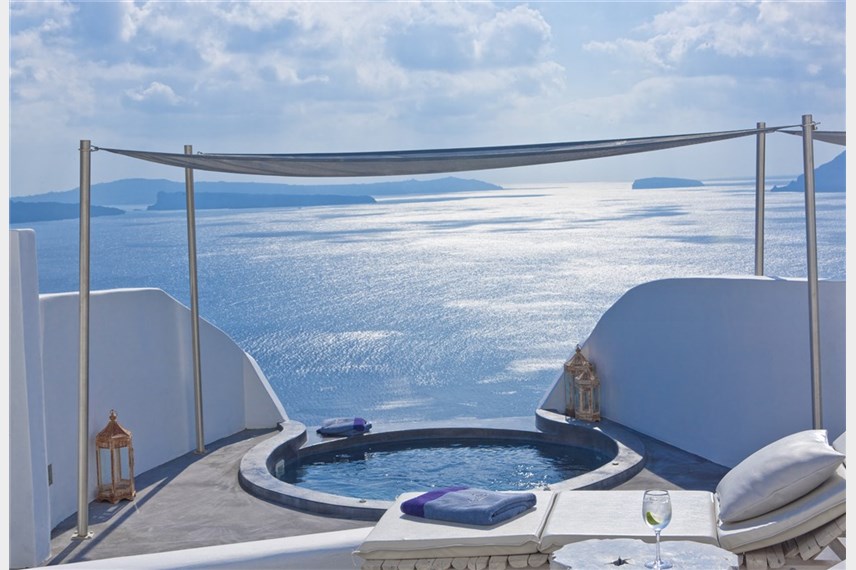  Andronis Luxury Suites