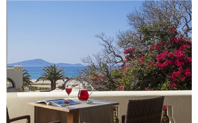 finikas beach hotel naxos Finikas Suites Hotel