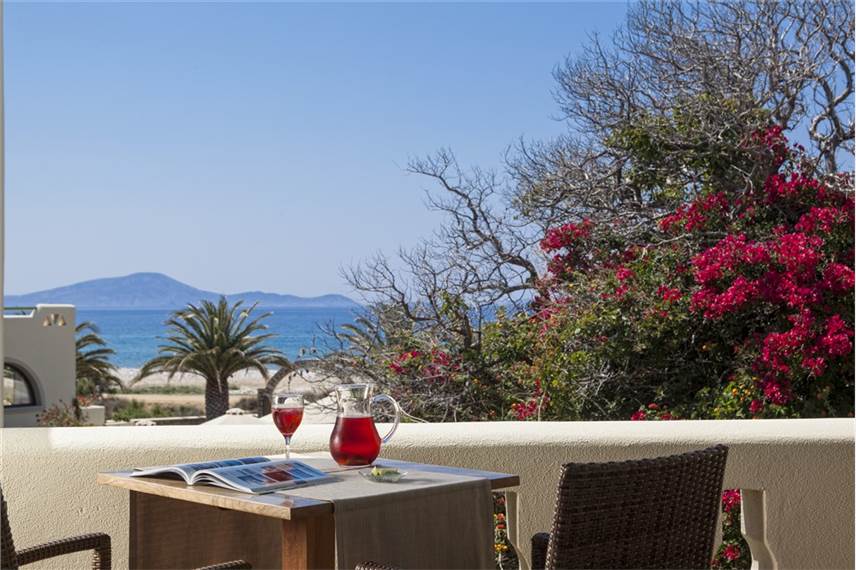 finikas beach hotel naxos Finikas Suites Hotel