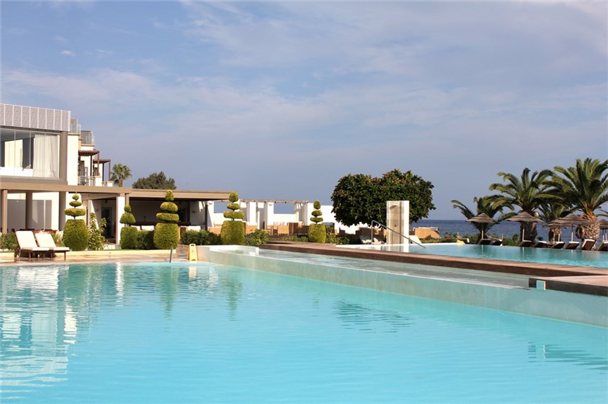  Sentido Ixian Grand and Suites