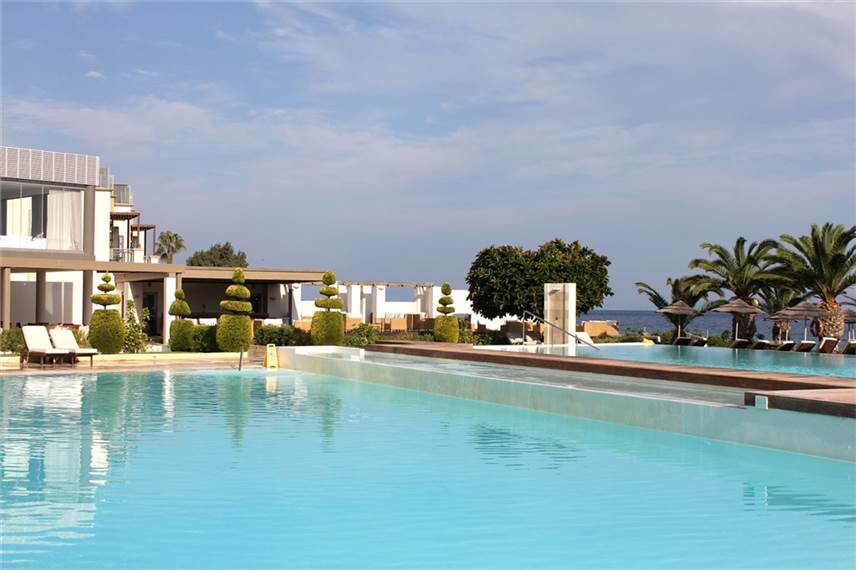  Sentido Ixian Grand and Suites
