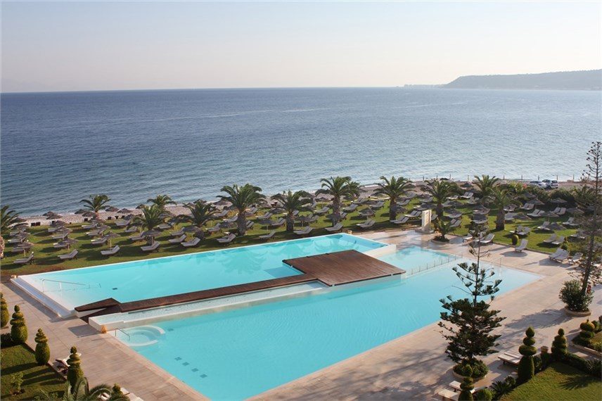  Sentido Ixian Grand and Suites