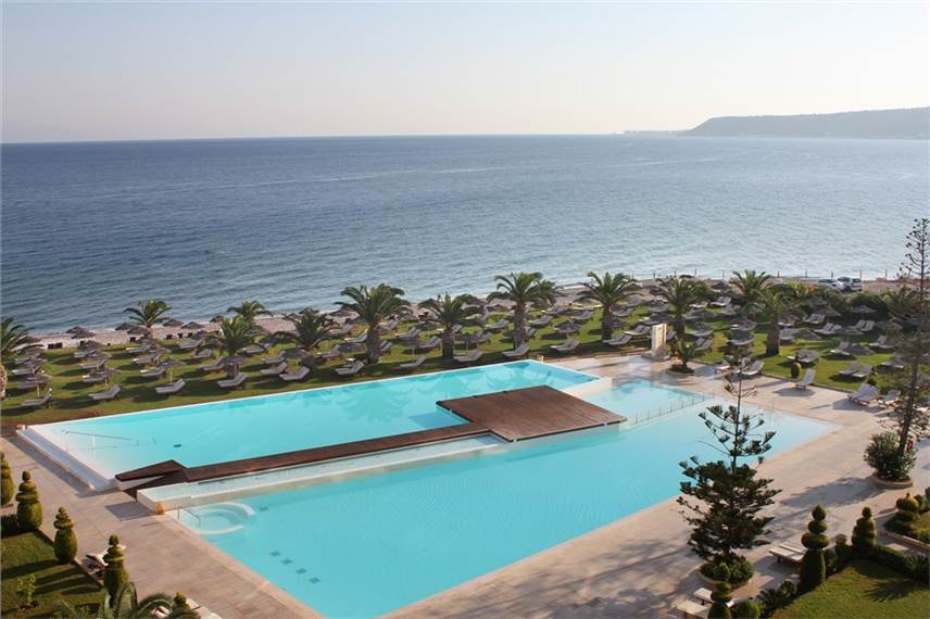  Sentido Ixian Grand and Suites