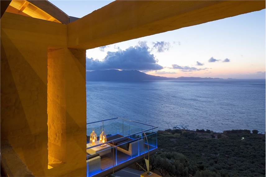  Ravdoucha Epavlis Villas
